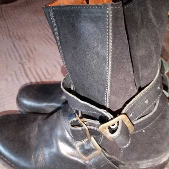 Fiorentini Baker Italy Black Leather Buckle Boots - Picture 7 of 16